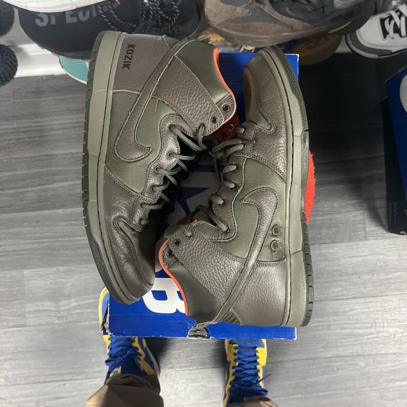 NEW Nike SB Dunk High Premium Frank Kozik - Picture 3 of 4